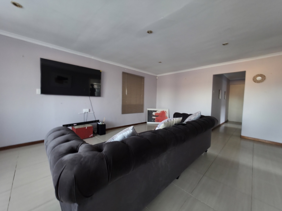 3 Bedroom Property for Sale in Tuscany Glen Western Cape